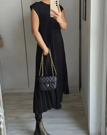 Sleeveless Pleated Dress